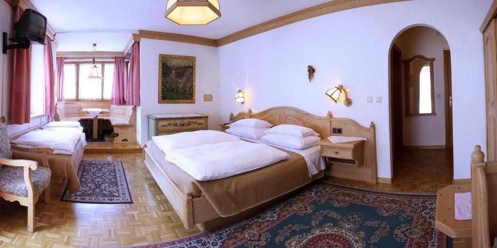 Hotel Dolomiti Madonna Ortisei Værelse billede